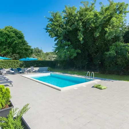 Ana 1863 度假居 波雷奇