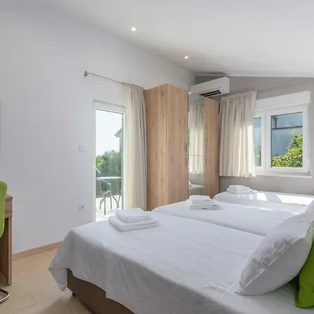 Casa vacanze Ana 1863 *