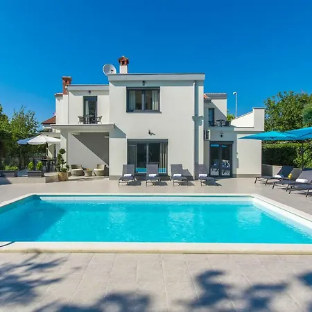 Ana 1863 בית נופש *